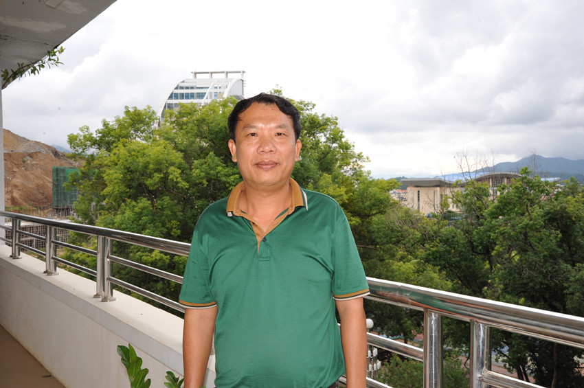 李孝明